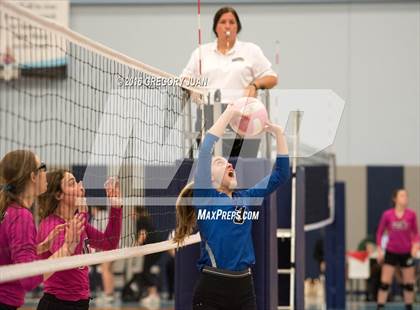 Thumbnail 3 in St. Mary's Dominican vs St. Scholastica (Penguin Volleyball Classic) photogallery.