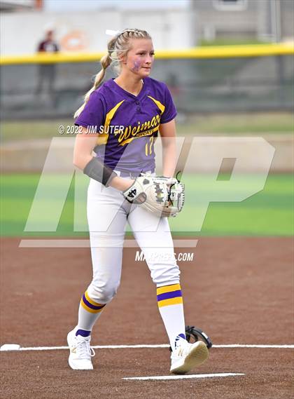 Thumbnail 2 in Bremond vs Weimar (UIL 2A Regional Semifinal Playoff) photogallery.