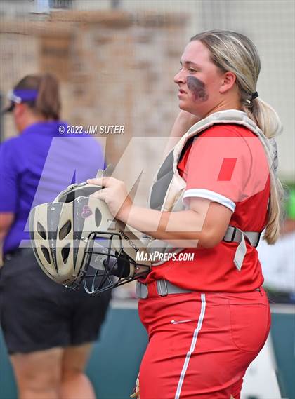 Thumbnail 2 in Bremond vs Weimar (UIL 2A Regional Semifinal Playoff) photogallery.