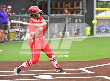 Thumbnail 1 in Bremond vs Weimar (UIL 2A Regional Semifinal Playoff) photogallery.