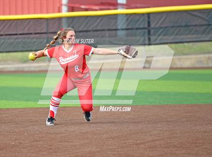 Thumbnail 3 in Bremond vs Weimar (UIL 2A Regional Semifinal Playoff) photogallery.