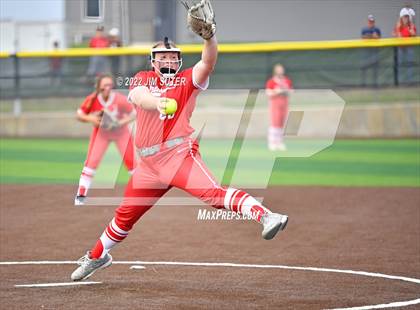 Thumbnail 2 in Bremond vs Weimar (UIL 2A Regional Semifinal Playoff) photogallery.