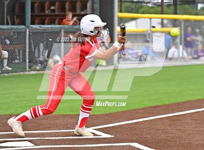 Thumbnail 2 in Bremond vs Weimar (UIL 2A Regional Semifinal Playoff) photogallery.