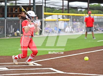 Thumbnail 1 in Bremond vs Weimar (UIL 2A Regional Semifinal Playoff) photogallery.
