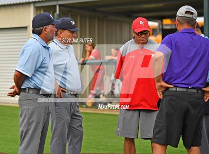 Thumbnail 2 in Bremond vs Weimar (UIL 2A Regional Semifinal Playoff) photogallery.