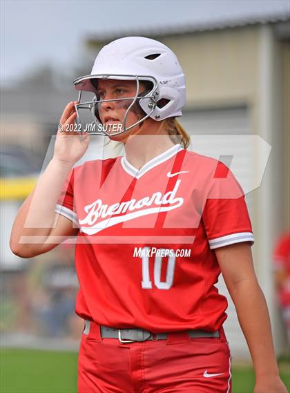 Thumbnail 2 in Bremond vs Weimar (UIL 2A Regional Semifinal Playoff) photogallery.