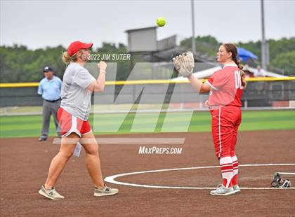 Thumbnail 1 in Bremond vs Weimar (UIL 2A Regional Semifinal Playoff) photogallery.