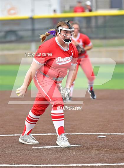 Thumbnail 1 in Bremond vs Weimar (UIL 2A Regional Semifinal Playoff) photogallery.