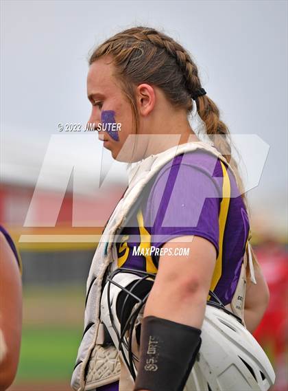 Thumbnail 2 in Bremond vs Weimar (UIL 2A Regional Semifinal Playoff) photogallery.