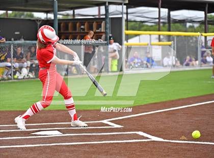 Thumbnail 1 in Bremond vs Weimar (UIL 2A Regional Semifinal Playoff) photogallery.