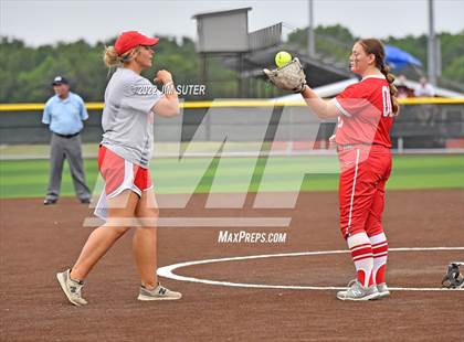 Thumbnail 2 in Bremond vs Weimar (UIL 2A Regional Semifinal Playoff) photogallery.