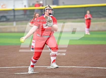 Thumbnail 1 in Bremond vs Weimar (UIL 2A Regional Semifinal Playoff) photogallery.