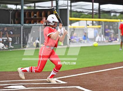 Thumbnail 3 in Bremond vs Weimar (UIL 2A Regional Semifinal Playoff) photogallery.