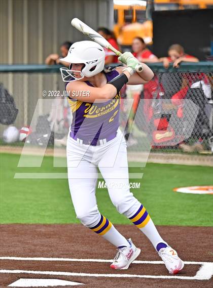 Thumbnail 1 in Bremond vs Weimar (UIL 2A Regional Semifinal Playoff) photogallery.