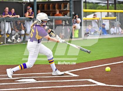 Thumbnail 1 in Bremond vs Weimar (UIL 2A Regional Semifinal Playoff) photogallery.