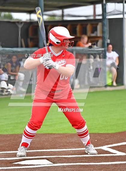 Thumbnail 2 in Bremond vs Weimar (UIL 2A Regional Semifinal Playoff) photogallery.