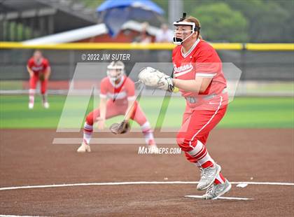Thumbnail 1 in Bremond vs Weimar (UIL 2A Regional Semifinal Playoff) photogallery.
