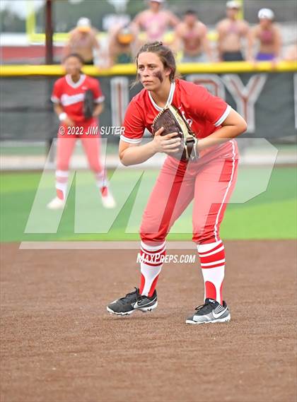 Thumbnail 1 in Bremond vs Weimar (UIL 2A Regional Semifinal Playoff) photogallery.