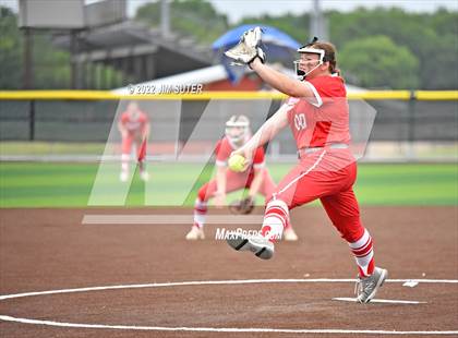 Thumbnail 2 in Bremond vs Weimar (UIL 2A Regional Semifinal Playoff) photogallery.