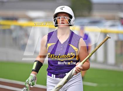 Thumbnail 1 in Bremond vs Weimar (UIL 2A Regional Semifinal Playoff) photogallery.
