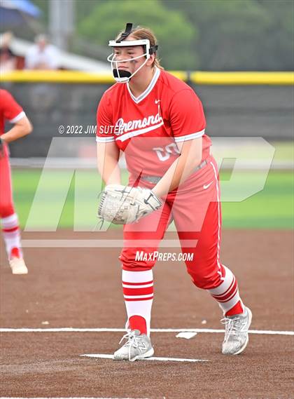 Thumbnail 3 in Bremond vs Weimar (UIL 2A Regional Semifinal Playoff) photogallery.