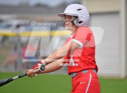 Thumbnail 1 in Bremond vs Weimar (UIL 2A Regional Semifinal Playoff) photogallery.