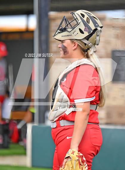Thumbnail 1 in Bremond vs Weimar (UIL 2A Regional Semifinal Playoff) photogallery.