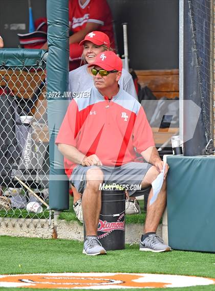 Thumbnail 1 in Bremond vs Weimar (UIL 2A Regional Semifinal Playoff) photogallery.