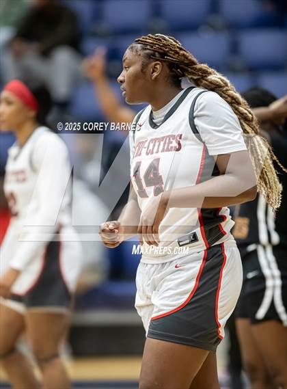 Thumbnail 2 in Tri-Cities @ Westside (0scar Wimberly Christmas Classic @ Lamar County HS) photogallery.