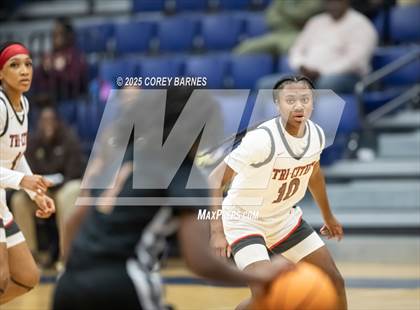 Thumbnail 1 in Tri-Cities @ Westside (0scar Wimberly Christmas Classic @ Lamar County HS) photogallery.