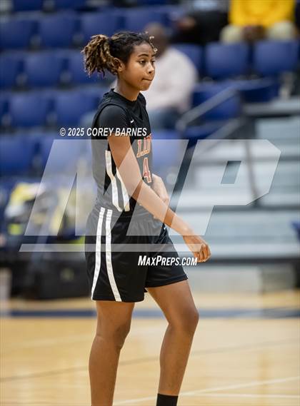 Thumbnail 1 in Tri-Cities @ Westside (0scar Wimberly Christmas Classic @ Lamar County HS) photogallery.