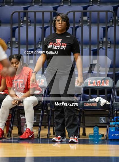 Thumbnail 1 in Tri-Cities @ Westside (0scar Wimberly Christmas Classic @ Lamar County HS) photogallery.
