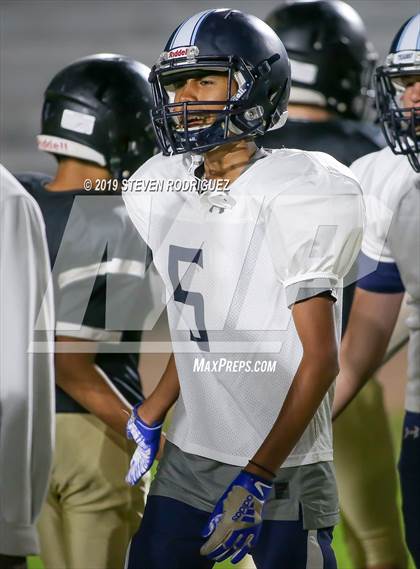 Thumbnail 2 in Downey @ Enochs photogallery.