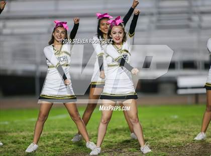 Thumbnail 2 in Downey @ Enochs photogallery.
