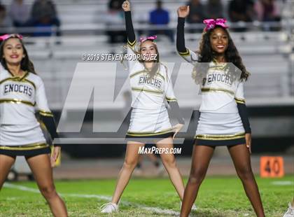 Thumbnail 1 in Downey @ Enochs photogallery.