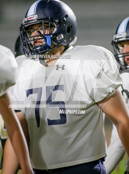 Thumbnail 2 in Downey @ Enochs photogallery.