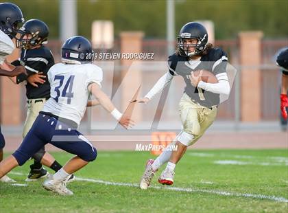 Thumbnail 2 in Downey @ Enochs photogallery.