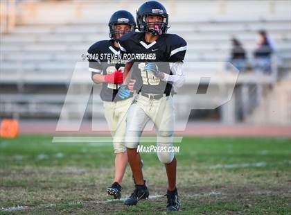 Thumbnail 2 in Downey @ Enochs photogallery.