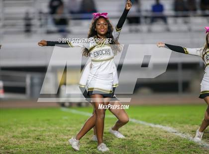 Thumbnail 2 in Downey @ Enochs photogallery.