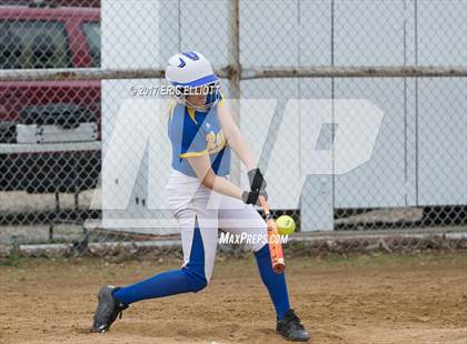 Thumbnail 2 in Johnsonburg vs Cranberry Area (PIAA D9 AA Semifinal) photogallery.