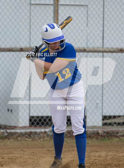 Thumbnail 1 in Johnsonburg vs Cranberry Area (PIAA D9 AA Semifinal) photogallery.
