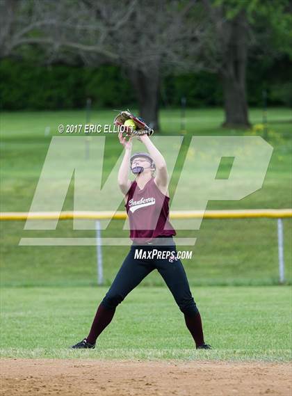 Thumbnail 3 in Johnsonburg vs Cranberry Area (PIAA D9 AA Semifinal) photogallery.