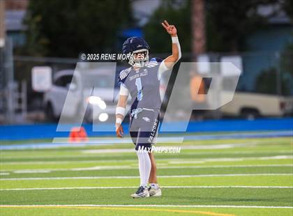 Thumbnail 3 in Burbank vs Crescenta Valley photogallery.