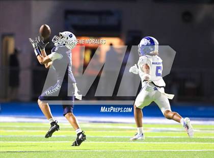 Thumbnail 1 in Burbank vs Crescenta Valley photogallery.