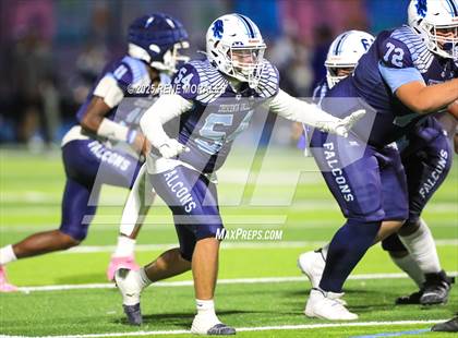 Thumbnail 3 in Burbank vs Crescenta Valley photogallery.