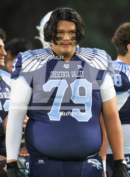 Thumbnail 1 in Burbank vs Crescenta Valley photogallery.