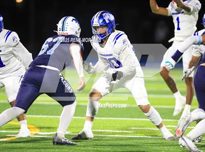 Thumbnail 3 in Burbank vs Crescenta Valley photogallery.