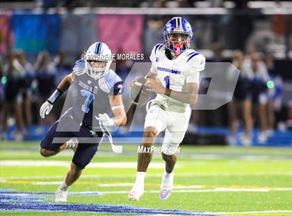 Thumbnail 1 in Burbank vs Crescenta Valley photogallery.