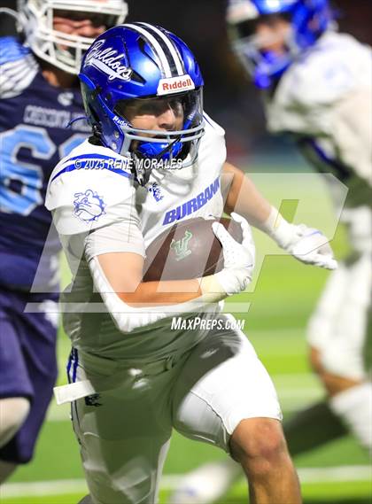 Thumbnail 2 in Burbank vs Crescenta Valley photogallery.