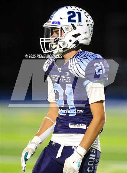 Thumbnail 3 in Burbank vs Crescenta Valley photogallery.
